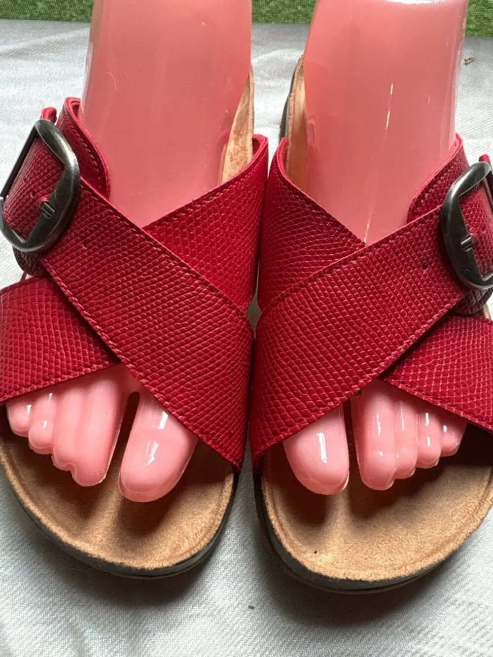 Time and Tru Red Crisscross Sandals Coastal Grandmother Resort Wear Comfort - 9
